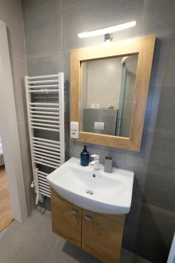 Luxusni Apartmany Vila Adela Лугачовице Экстерьер фото